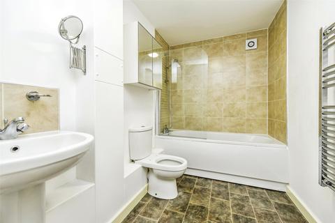 2 bedroom flat for sale, Queen Street, Waterloo, Liverpool, Merseyside, L22