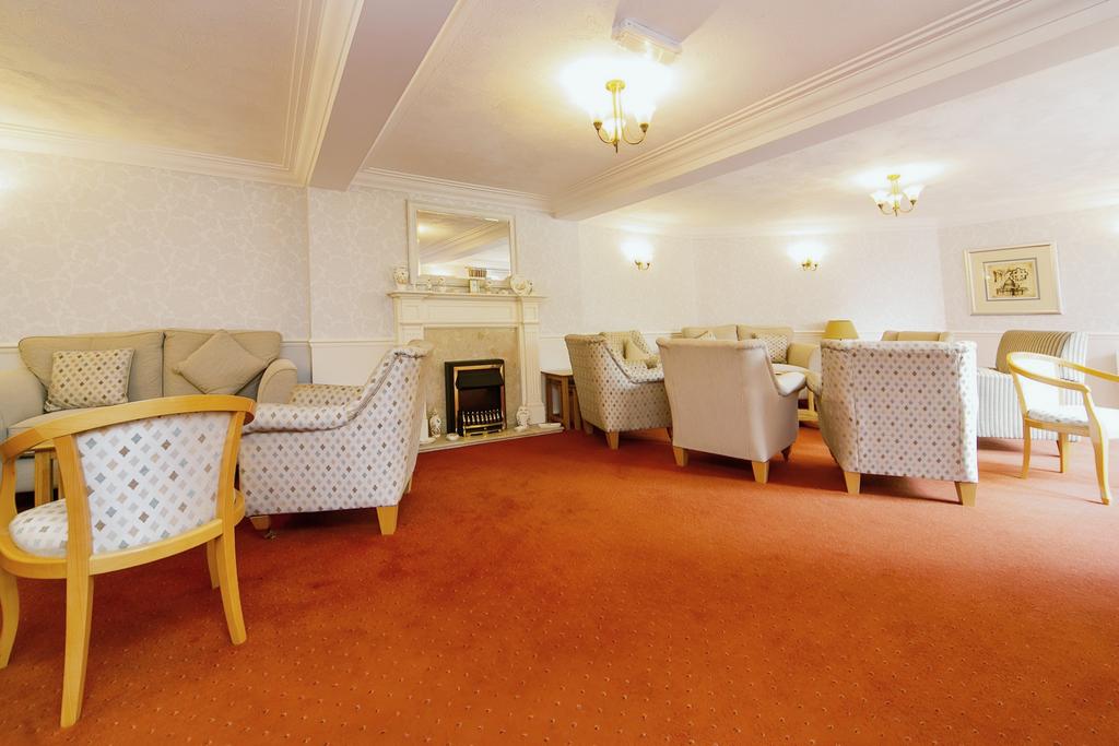 Communal Lounge