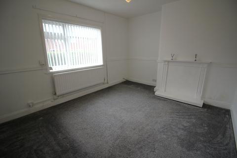 2 bedroom end of terrace house to rent, Ashwood Avenue, Ramsbottom, BL0