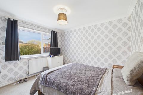 undefined, LEIGHTON BUZZARD LU7