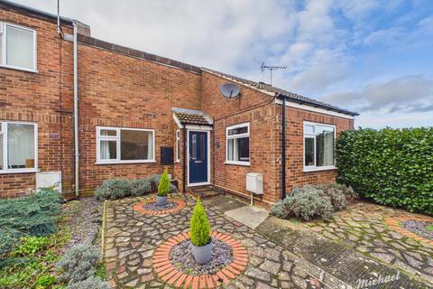 undefined, Leighton Buzzard LU7