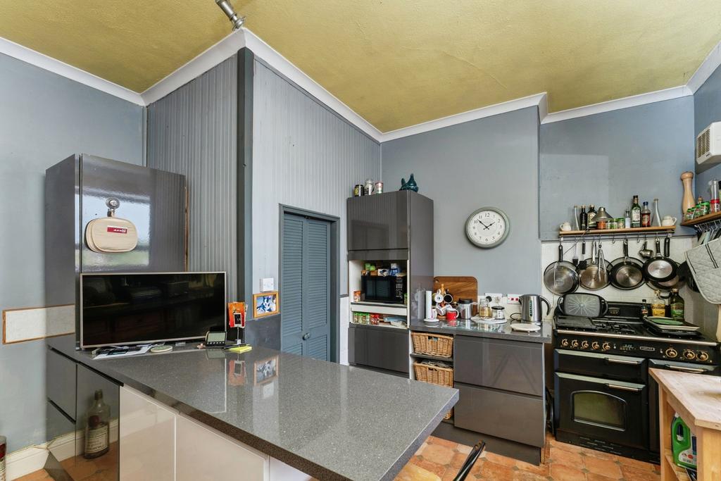 Kitchen 2