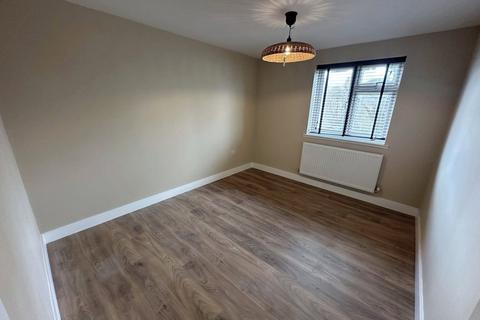 2 bedroom apartment to rent, Bletchmore Close, Harlington, Hayes, Greater London, UB3