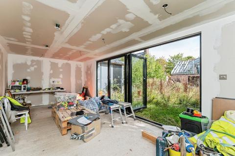 4 bedroom detached house for sale, Saughall Road, CHESTER, Cheshire, CH1