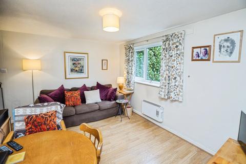 undefined, Shrewsbury Way, Saltney, Chester, Cheshire West and Ches, CH4