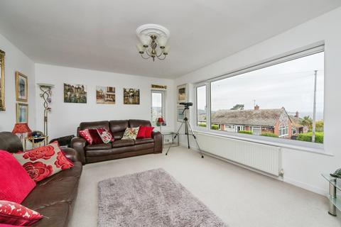 2 bedroom bungalow for sale, Heather Close, Old Colwyn, Colwyn Bay, LL29