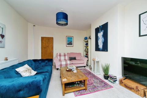 2 bedroom flat for sale, York Road, Colwyn Bay, Conwy, LL29