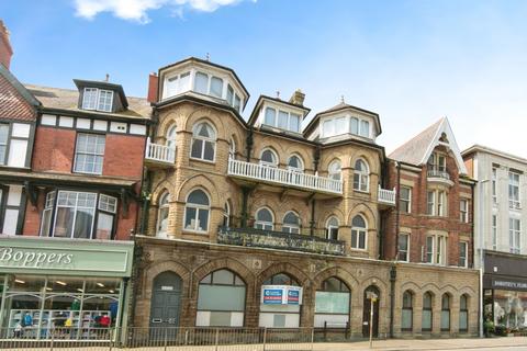 2 bedroom flat for sale, Abergele Road, Colwyn Bay, Conwy, LL29