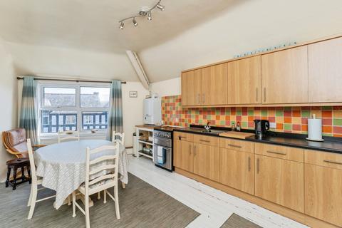 2 bedroom flat for sale, Rhos Road, Rhos on Sea, Colwyn Bay, Conwy, LL28