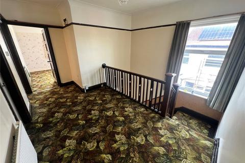 3 bedroom flat for sale, Brompton Avenue, Rhos on Sea, Colwyn Bay, Conwy, LL28