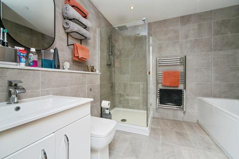 2 bedroom flat for sale, College Avenue, Rhos on Sea, Colwyn Bay, Conwy, LL28