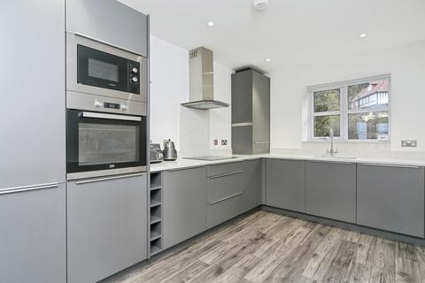 2 bedroom flat for sale, Victoria Park, Colwyn Bay, Conwy, LL29