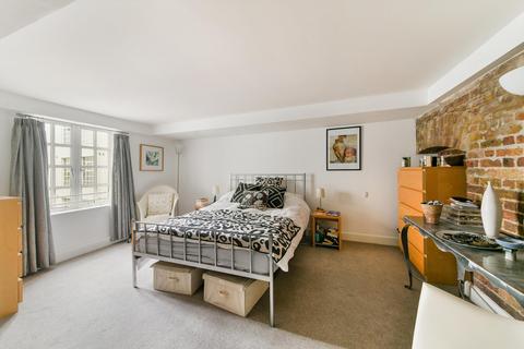 2 bedroom flat to rent, Merchant Court, Wapping Wall, London, E1W