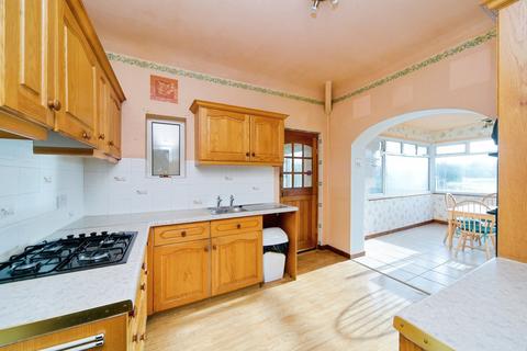 2 bedroom bungalow for sale, Penrhyn Avenue, Rhos on Sea, Colwyn Bay, Conwy, LL28