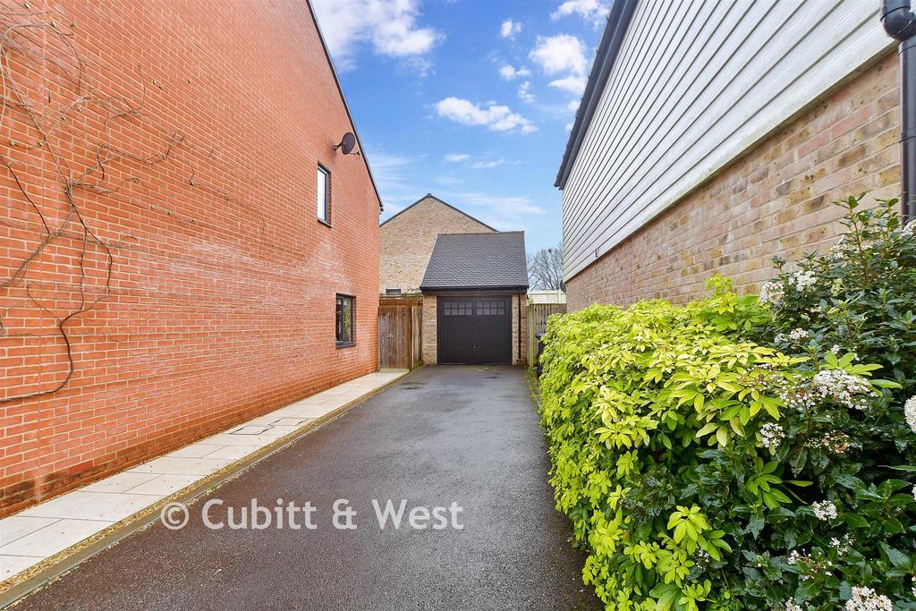 Driveway/Parking