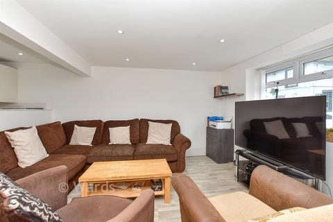 4 bedroom end of terrace house for sale, The Street, Iwade ME9