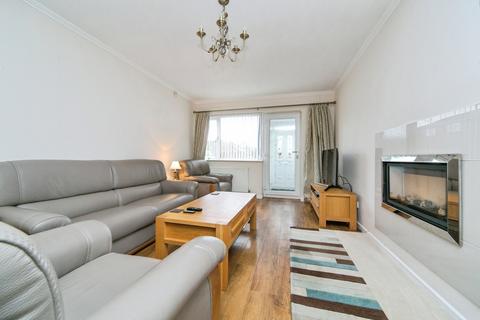2 bedroom detached house for sale, Rhodfa Wen, Llysfaen, Colwyn Bay, Conwy, LL29