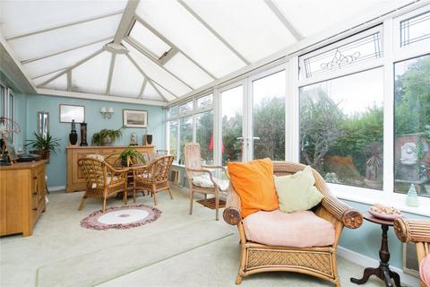 3 bedroom detached house for sale, St. Georges Road, Rhos on Sea, Colwyn Bay, Conwy, LL28