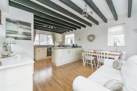 2 bedroom detached house for sale, Dol Acar, Rhyd-y-Foel, Abergele, Conwy, LL22