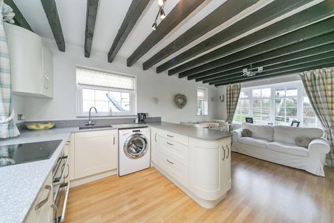 2 bedroom detached house for sale, Dol Acar, Rhyd-y-Foel, Abergele, Conwy, LL22