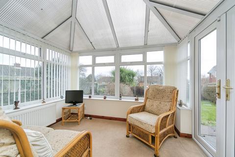 5 bedroom detached house for sale, Lwyd Grove, Colwyn Bay, Conwy, LL29