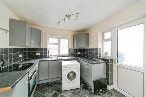 3 bedroom end of terrace house for sale, The Close, Colwyn Bay, Conwy, LL29