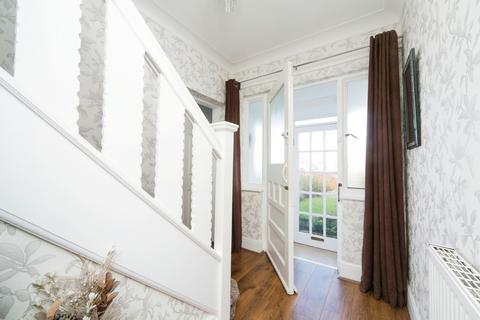 4 bedroom semi-detached house for sale, Queens Road, Old Colwyn, Colwyn Bay, Conwy, LL29