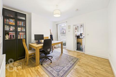 3 bedroom terraced house for sale, Beaconsfield Road, Norwich