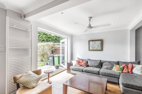 undefined, Byfleet, Surrey, KT14