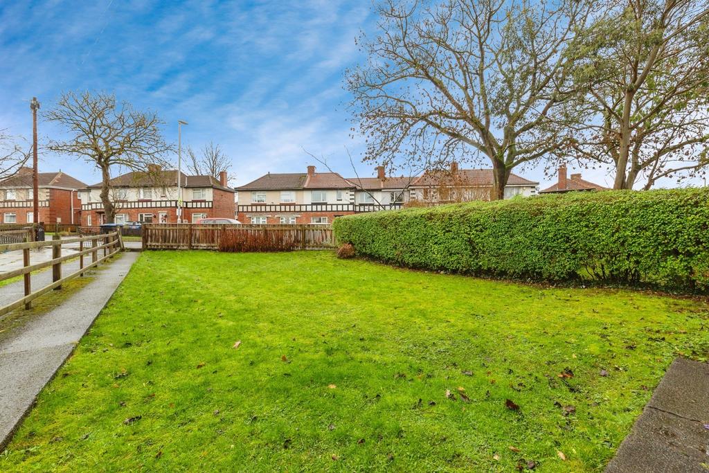Pbox-IMG.jpg