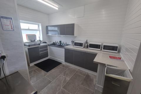 undefined, Llannerch-Y-Medd, Anglesey, Sir Ynys Mon, LL71