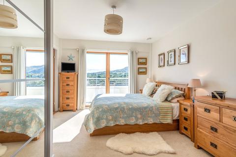 3 bedroom flat for sale, Llanddwyn, Newry Beach, Holyhead, Anglesey, LL65