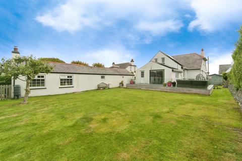 5 bedroom detached house for sale, Penrallt Road, Trearddur Bay, Holyhead, Isle of Anglesey, LL65