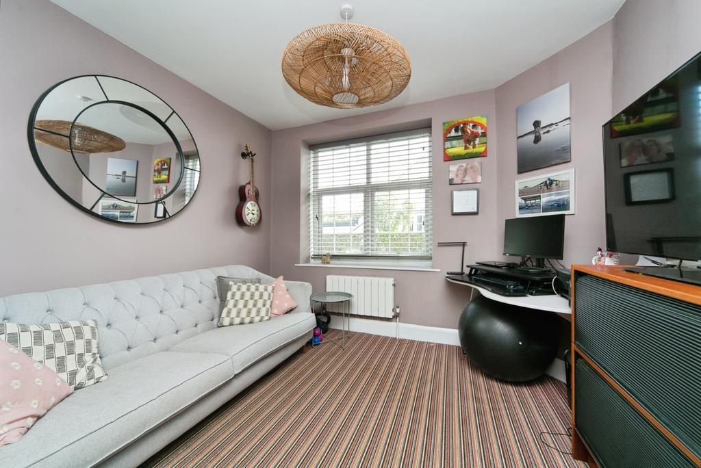 Bedroom 5/Snug