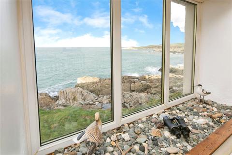 undefined, Cemaes Bay, Isle of Anglesey, LL67