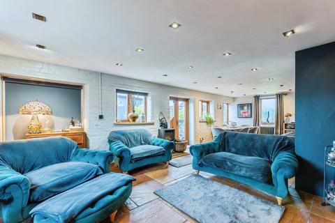 4 bedroom detached house for sale, Pentre Halkyn, Holywell, Flintshire, CH8