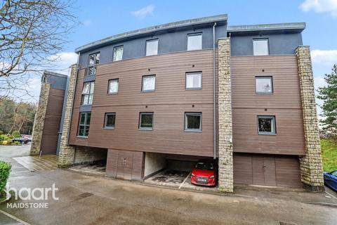 1 bedroom flat for sale, Sandling Lane, Maidstone