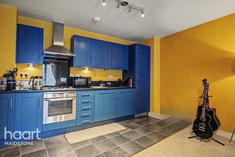 1 bedroom flat for sale, Sandling Lane, Maidstone
