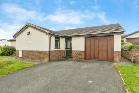 3 bedroom bungalow for sale, Bryn Felin, Pentre Halkyn, Holywell, Flintshire, CH8