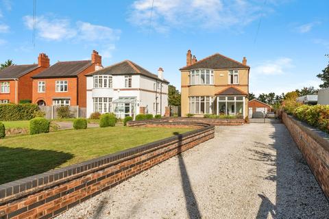 4 bedroom detached house for sale, Chester Road, Oakenholt, Flint, Flintshire, CH6