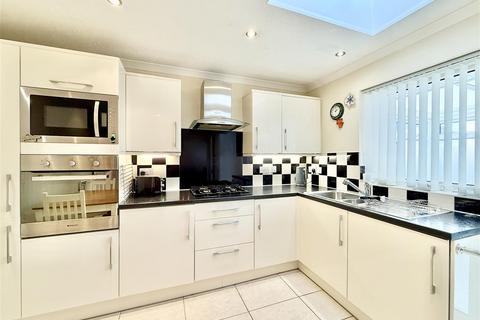 undefined, Roxwell Avenue, Chelmsford