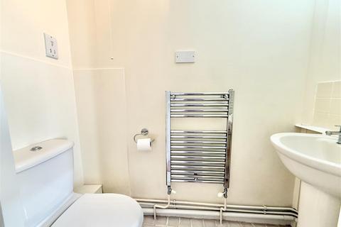 undefined, Roxwell Avenue, Chelmsford