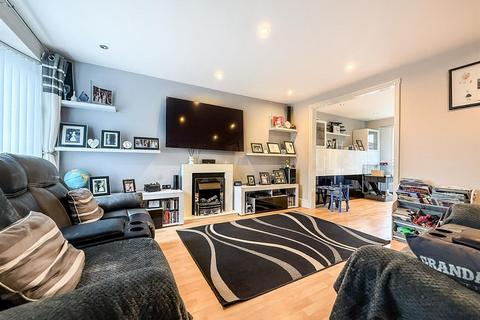3 bedroom semi-detached house for sale, Leckford Close, Portchester