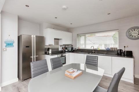 3 bedroom bungalow for sale, Whinacres, Conwy, LL32