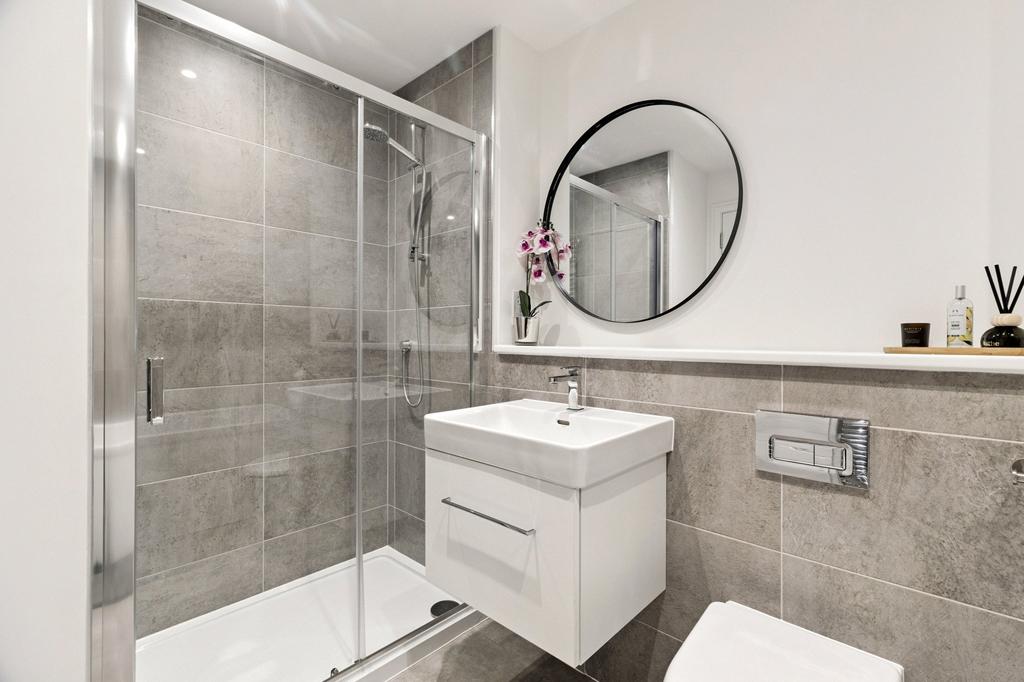 Main Bathroom