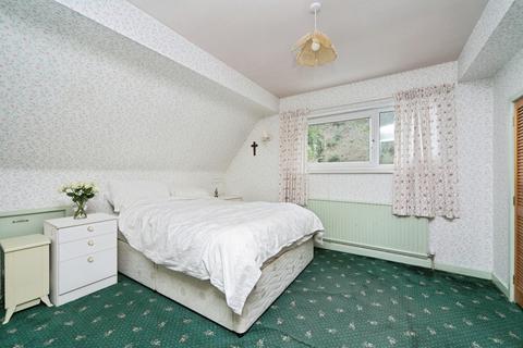 3 bedroom bungalow for sale, Penrhyn Close, Penrhyn Bay, Llandudno, Conwy, LL30