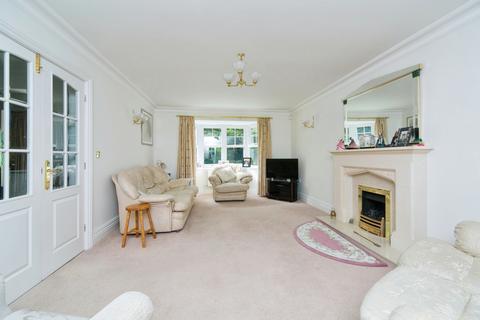 undefined, Coed Yr Afon, Conwy, Conwy, LL32