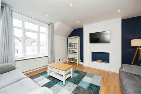 2 bedroom flat for sale, Clement Avenue, Llandudno, Clement Avenue, Llandudno, LL30