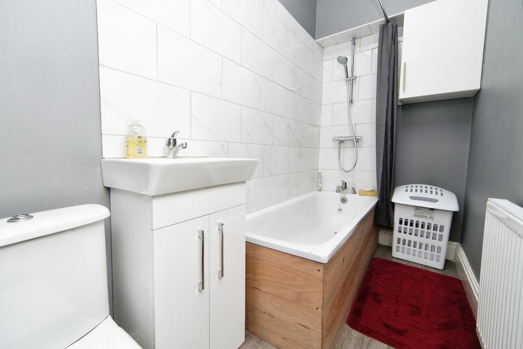 Flat 1
