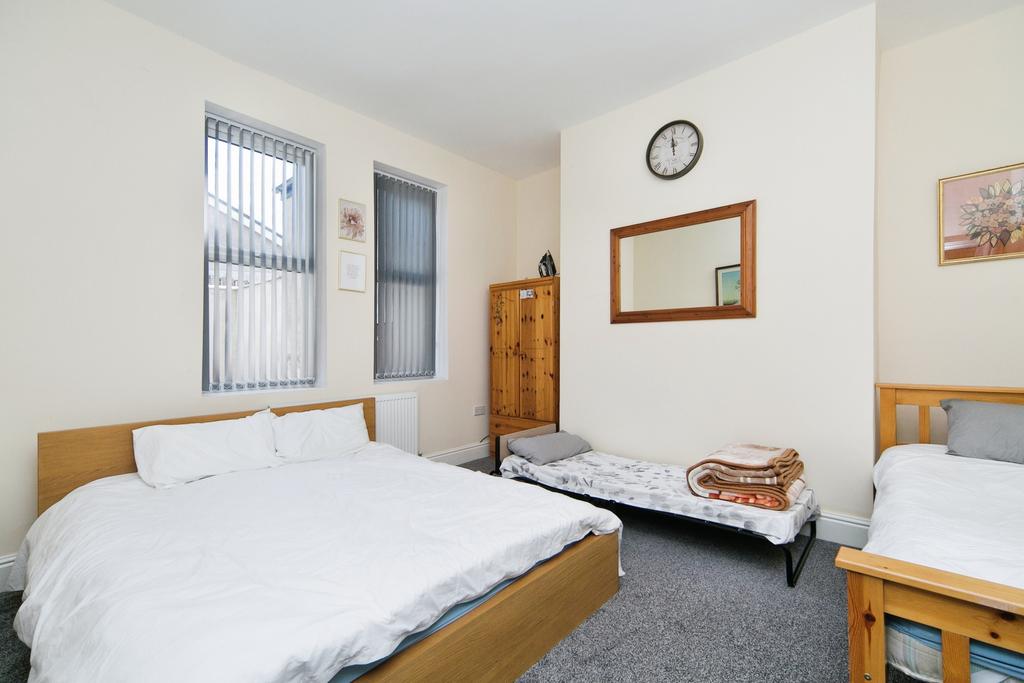 Bed 1 Flat 1